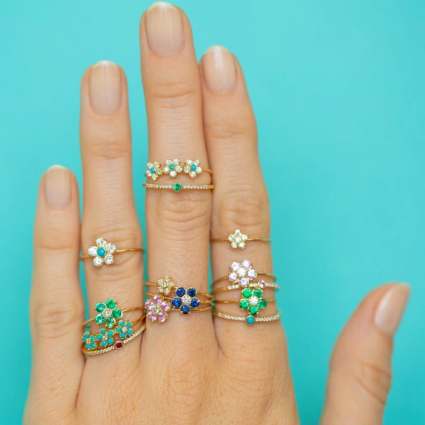 Jennifer Meyer Pink Sapphire Flower Ring with Diamond Center in 18K Yellow Gold | Fine Rings | Coveti