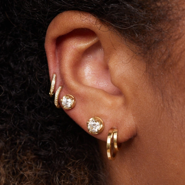 Jennifer Meyer Single Large Illusion Set Diamond Stud in 18K Yellow Gold, Single Earring | Fine Earrings | Coveti