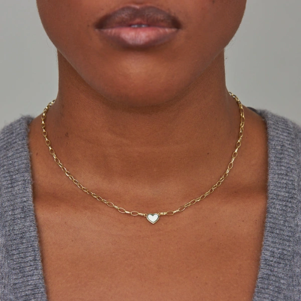 Jennifer Meyer Small Edith Link Necklace with Mother Of Pearl Inlay Heart in 18K Yellow Gold | Fine Necklaces | Coveti