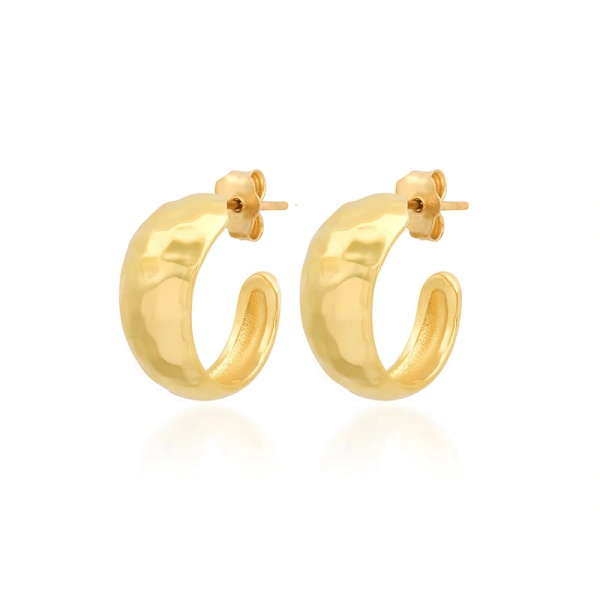 Jennifer Meyer Small Hammered Tapered Hoops in 18K Yellow Gold | Fine Earrings | Coveti