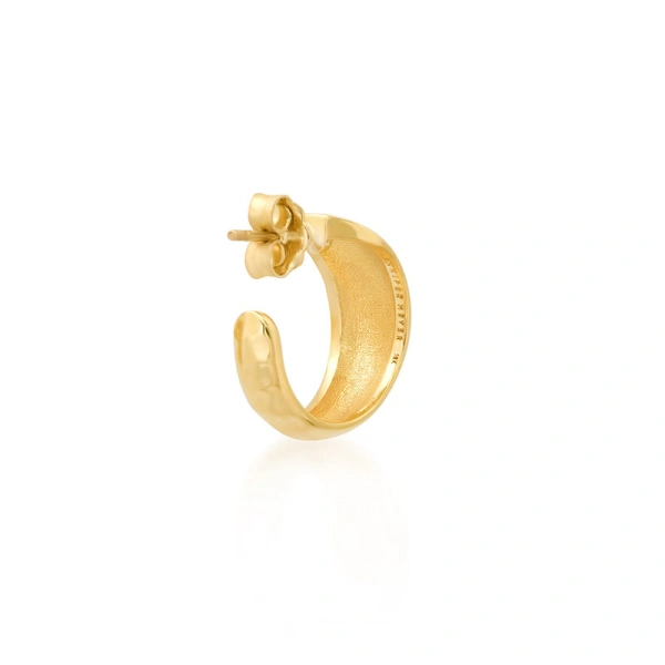 Jennifer Meyer Small Hammered Tapered Hoops in 18K Yellow Gold | Fine Earrings | Coveti