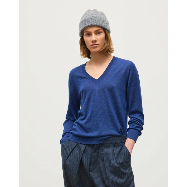 Johnstons of Elgin Beatrice Blue Superfine Cashmere Jumper