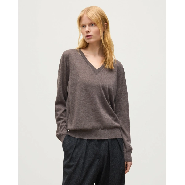 Johnstons of Elgin Beatrice Brown Superfine Cashmere Jumper