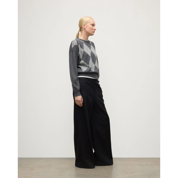 Johnstons of Elgin Clan Argyle Cashmere Jumper in Mid Grey