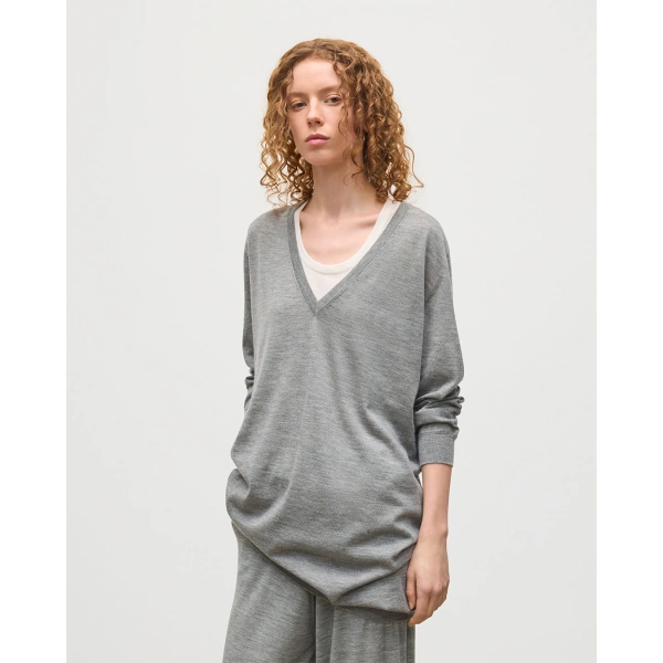 Johnstons of Elgin Elise Grey Long Superfine Cashmere Jumper