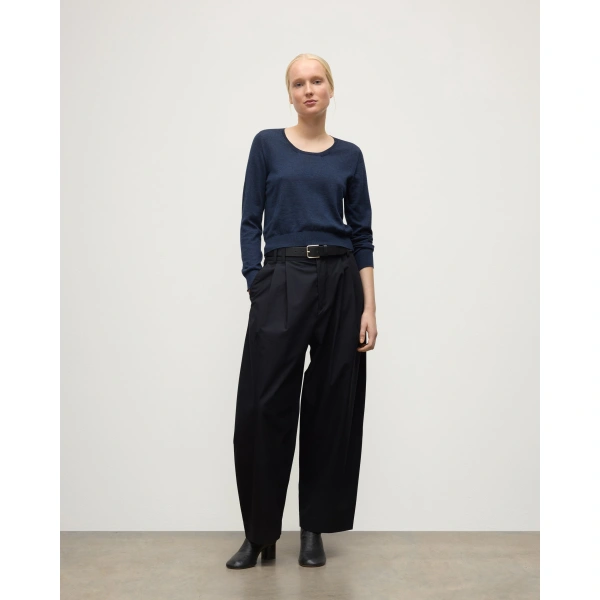 Johnstons of Elgin Ella Scoop Neck Superfine Cashmere Navy Jumper