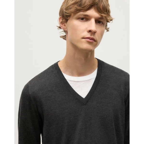 Johnstons of Elgin Fin Dark Grey V Neck Superfine Cashmere Jumper
