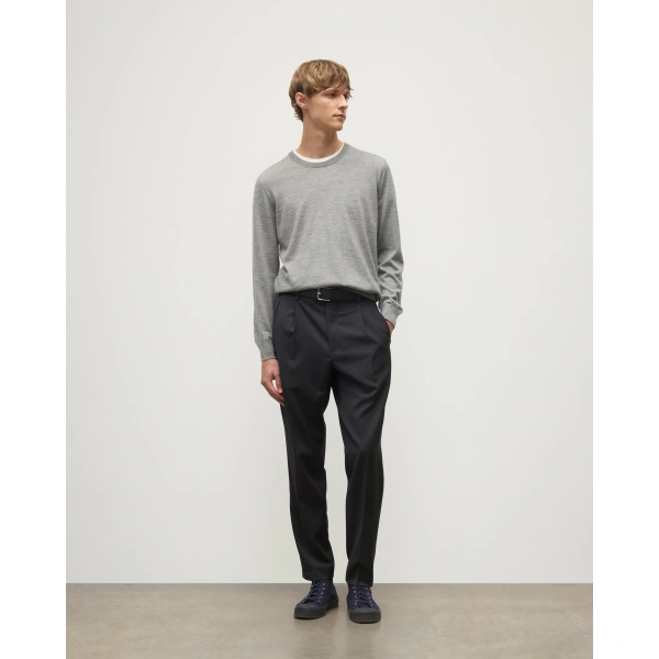 Johnstons of Elgin Fin Grey Superfine Cashmere Jumper