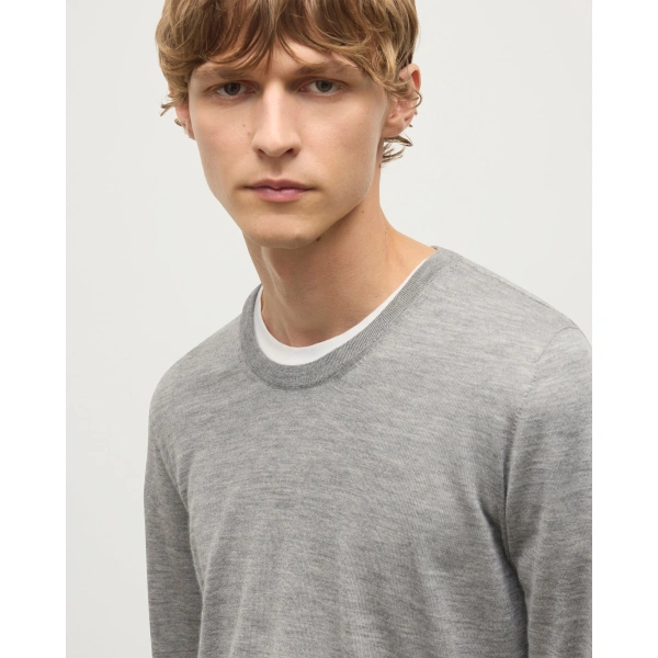Johnstons of Elgin Fin Grey Superfine Cashmere Jumper