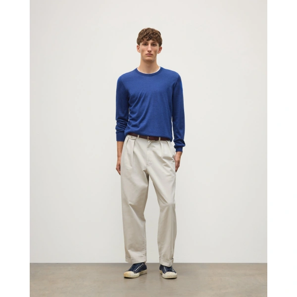Johnstons of Elgin Fin Superfine Cashmere Jumper in Clyde Blue