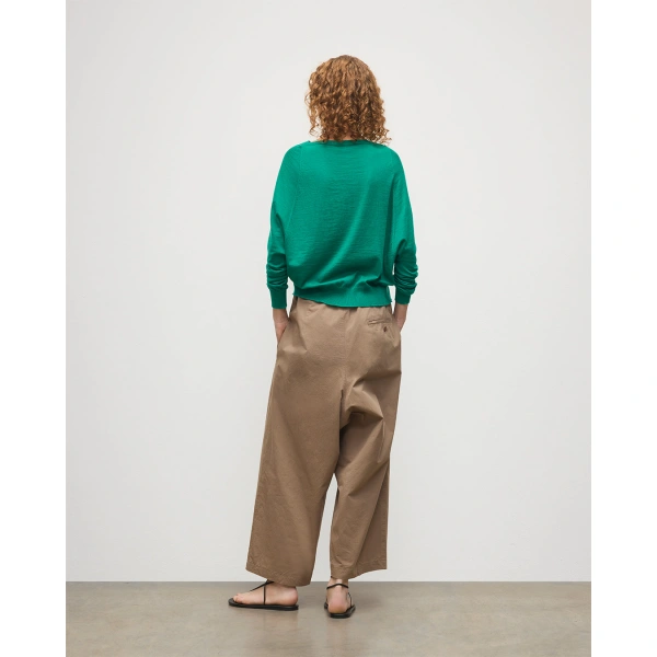 Johnstons of Elgin Finola Bright Green Superfine Cashmere Jumper