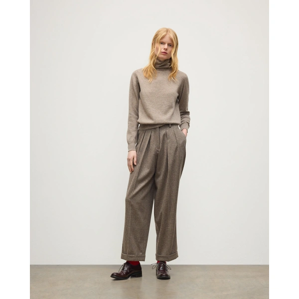 Johnstons of Elgin Iris Classic Light Brown Roll Neck Cashmere Jumper