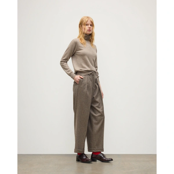 Johnstons of Elgin Iris Classic Light Brown Roll Neck Cashmere Jumper