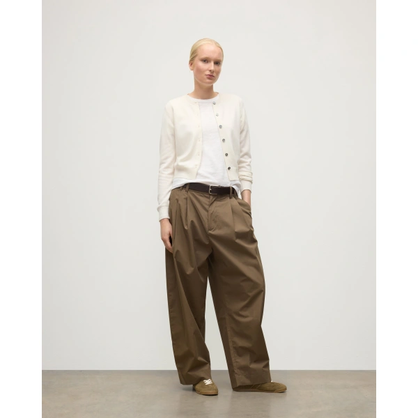 Johnstons of Elgin Iris Classic White Cashmere Cardigan