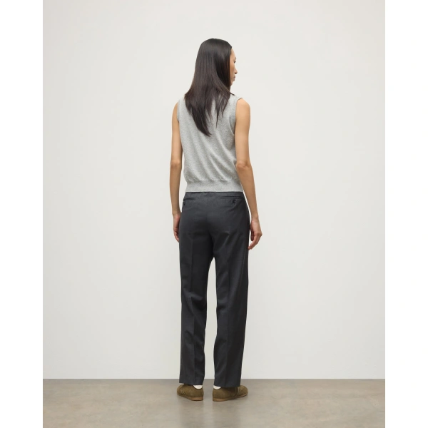 Johnstons of Elgin Iris Pale Grey Classic Cashmere Tank