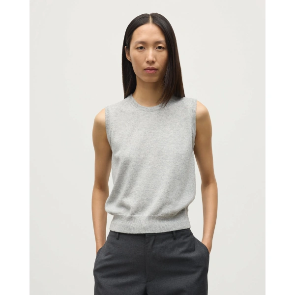 Johnstons of Elgin Iris Pale Grey Classic Cashmere Tank