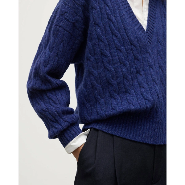 Johnstons of Elgin Kylesku Deep V Blue Cashmere Jumper