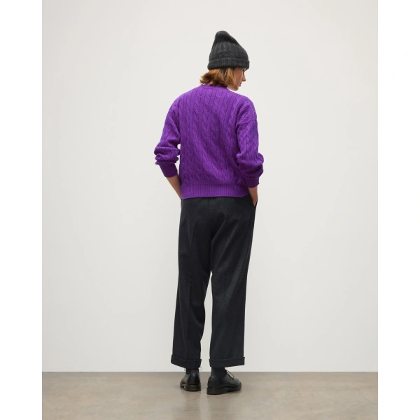 Johnstons of Elgin Kylesku Deep V Purple Cashmere Jumper