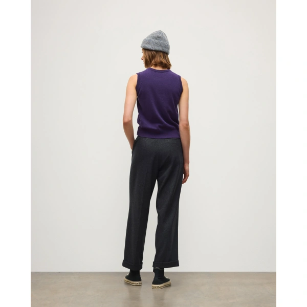 Johnstons of Elgin Le Jabots Purple Cashmere Tank
