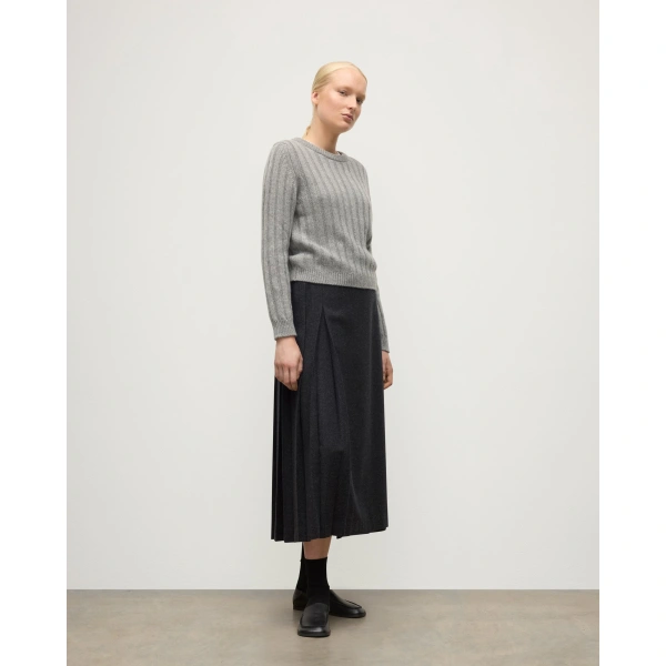 Johnstons of Elgin Lecht Grey Cashmere Crew Jumper
