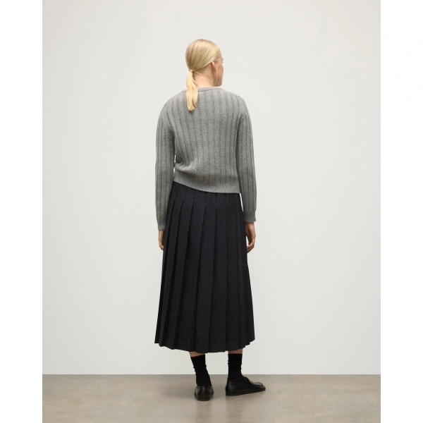 Johnstons of Elgin Lecht Grey Cashmere Crew Jumper