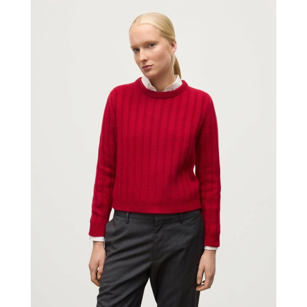 Johnstons of Elgin Lecht Red Cashmere Crew Jumper
