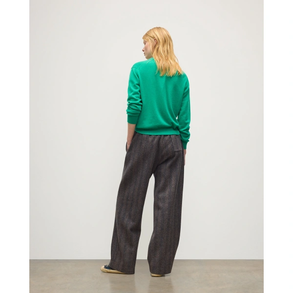 Johnstons of Elgin Lunan Classic Bright Green Cashmere Crew Jumper