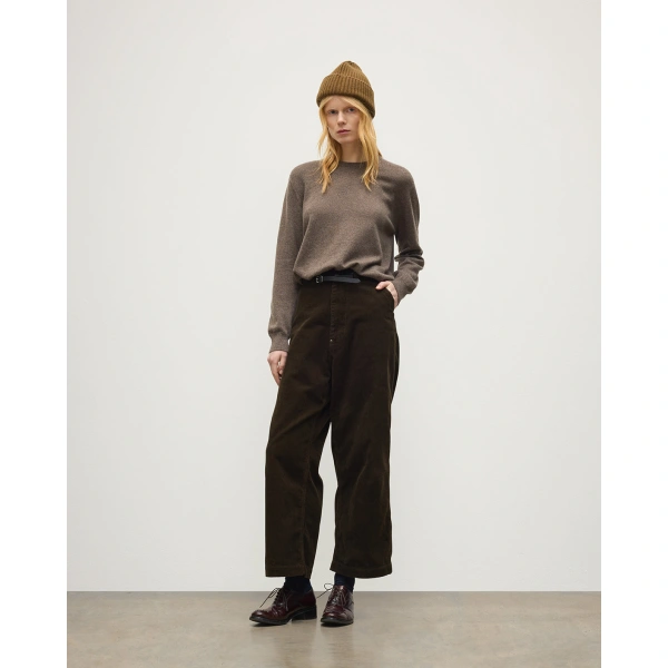 Johnstons of Elgin Lunan Classic Brown Cashmere Crew Jumper