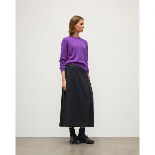 Johnstons of Elgin Lunan Classic Purple Cashmere Crew Jumper