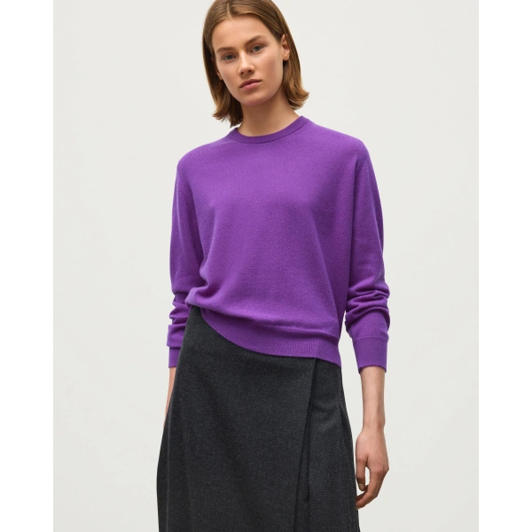 Johnstons of Elgin Lunan Classic Purple Cashmere Crew Jumper