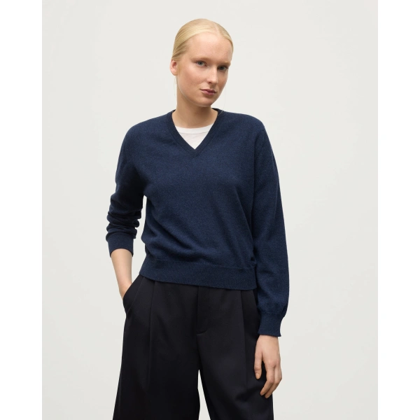 Johnstons of Elgin Lunan Classic V Neck Navy Cashmere Jumper
