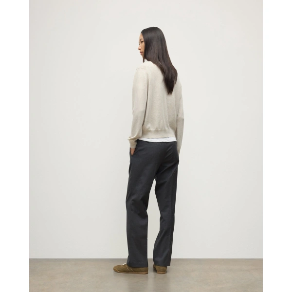 Johnstons of Elgin Lunan Natural Classic Cashmere V Neck Jumper