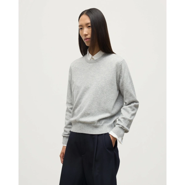 Johnstons of Elgin Lunan Pale Grey Classic Cashmere Crew Jumper