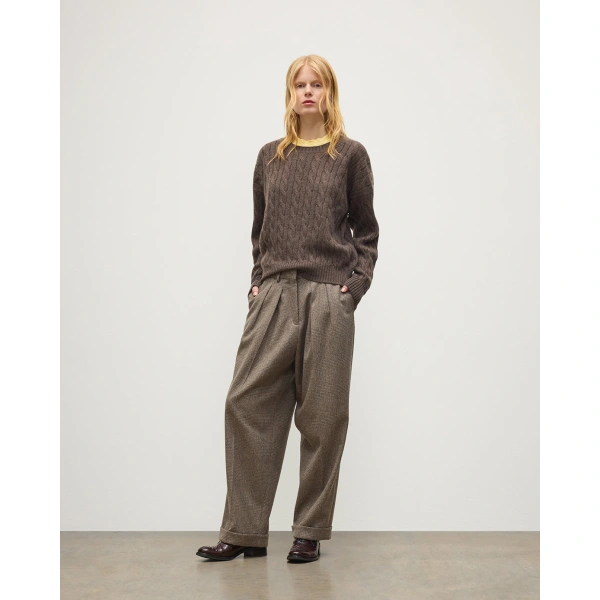 Johnstons of Elgin Macara Natural Pleated Trousers