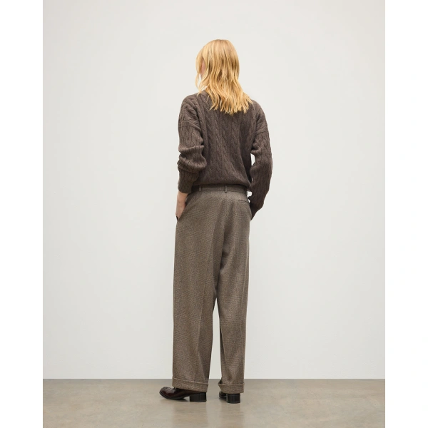 Johnstons of Elgin Macara Natural Pleated Trousers