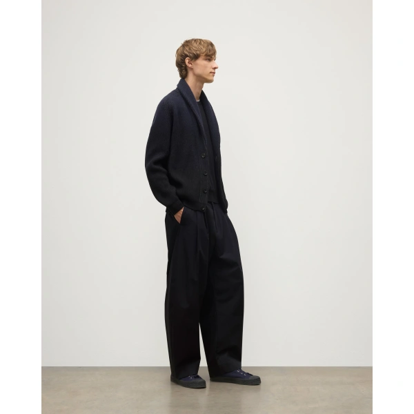 Johnstons of Elgin Pioneer Navy to Black Shawl Collar Cashmere Cardigan