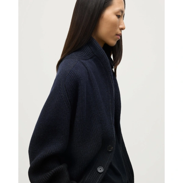 Johnstons of Elgin Pioneer Navy to Black Shawl Collar Cashmere Cardigan