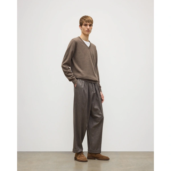 Johnstons of Elgin Reuben Brown Cashmere V Neck Jumper