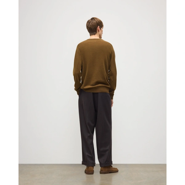 Johnstons of Elgin Reuben Cashmere Crew Jumper in Algie Green