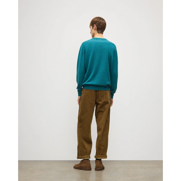 Johnstons of Elgin Reuben Cashmere Crew Jumper in Nouveau Green