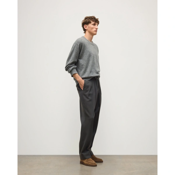 Johnstons of Elgin Reuben Grey Cashmere Crew Jumper