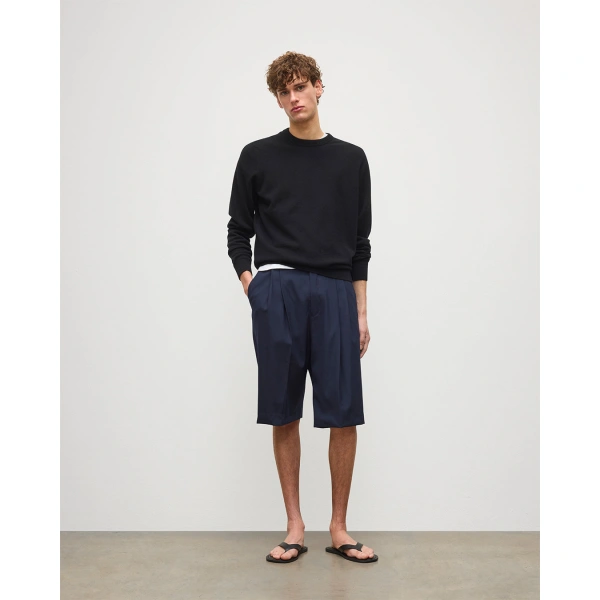Johnstons of Elgin Rory Black Classic Cashmere Crew Jumper