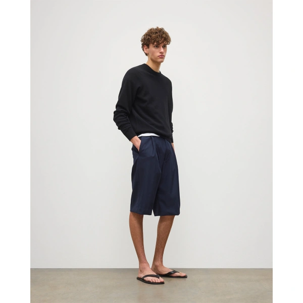 Johnstons of Elgin Rory Black Classic Cashmere Crew Jumper