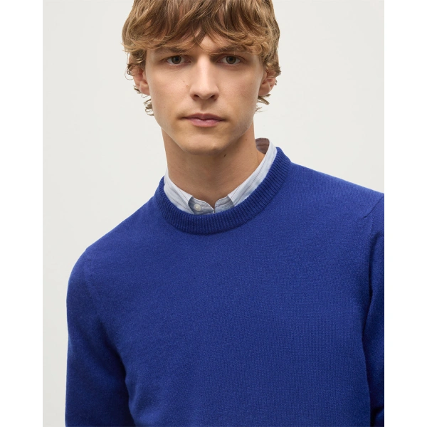 Johnstons of Elgin Rory Blue Classic Cashmere Crew Jumper