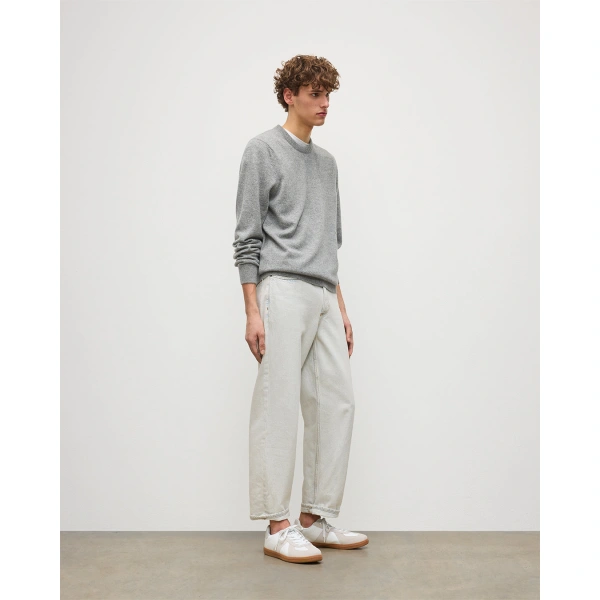 Johnstons of Elgin Rory Grey Classic Cashmere Crew Jumper