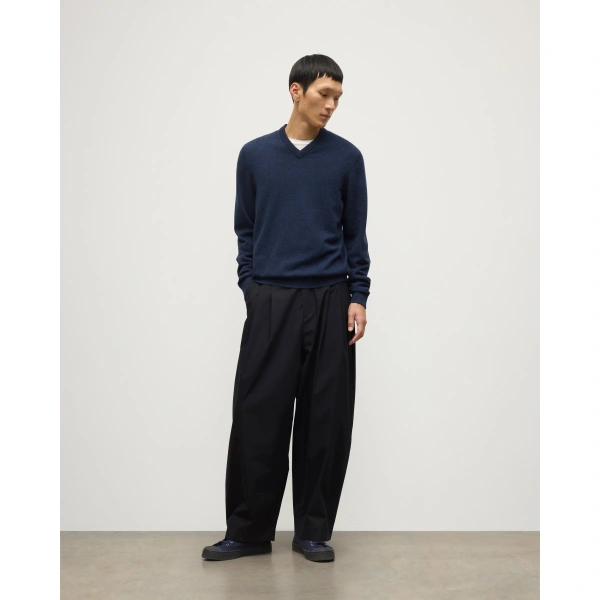 Johnstons of Elgin Rory Navy Classic Cashmere V-Neck Jumper