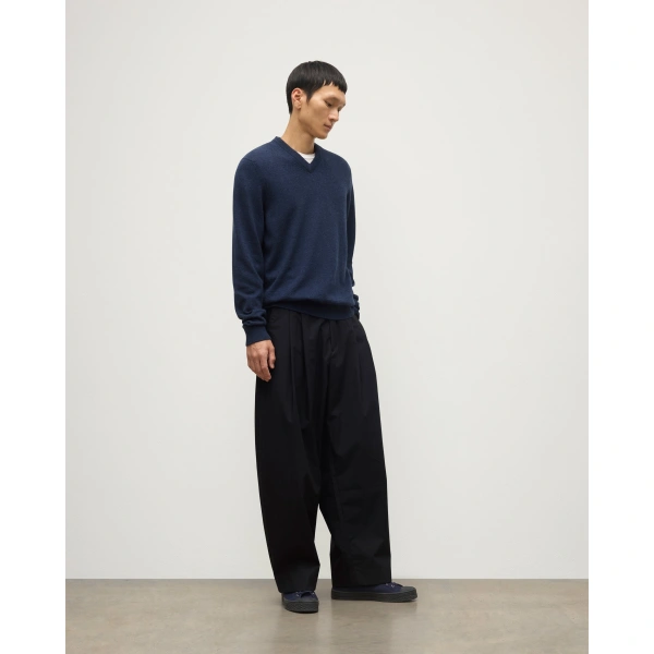 Johnstons of Elgin Rory Navy Classic Cashmere V-Neck Jumper