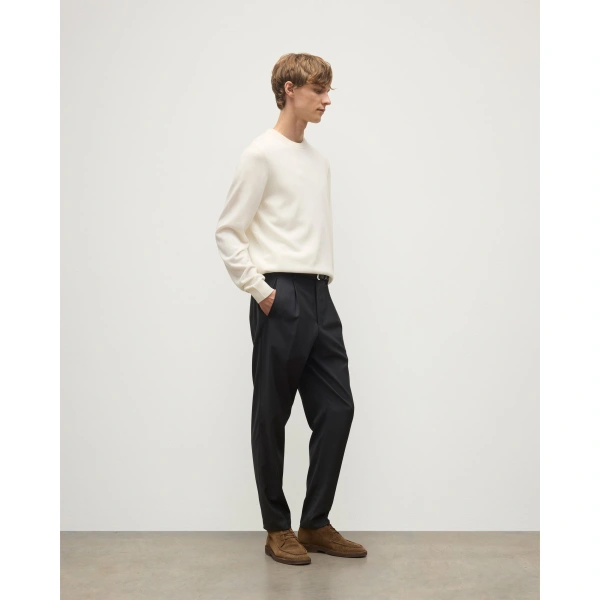 Johnstons of Elgin Rory White Classic Cashmere Crew Jumper