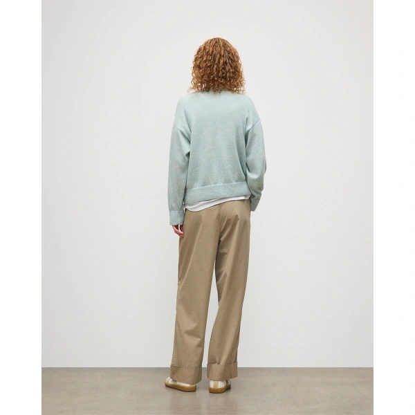 Johnstons of Elgin Stella Light Green Cashmere Sweatshirt