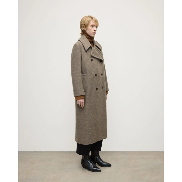 Johnstons of Elgin The Great Coat in Brown